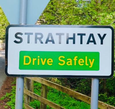 Red Squirrel Cottage Strathtay エクステリア 写真